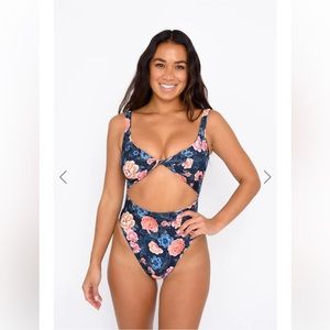 Skatie one piece bathing suit NWOT